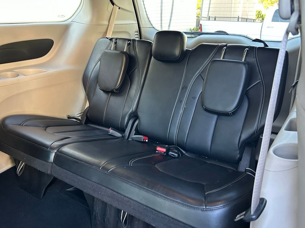 Certified 2024 Chrysler Pacifica Touring-L image 43
