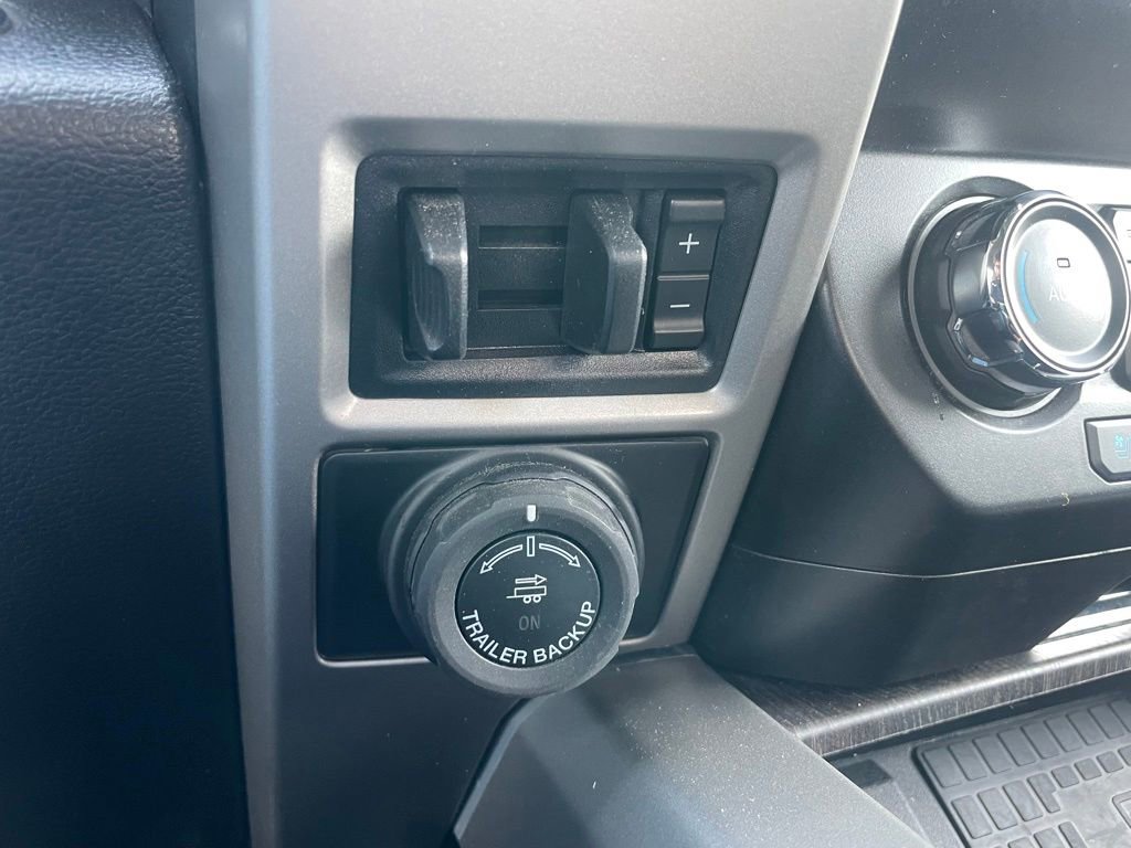 Used 2021 Ford F350 Lariat w/ Tremor Off-Road Package AWD/4WD image 50