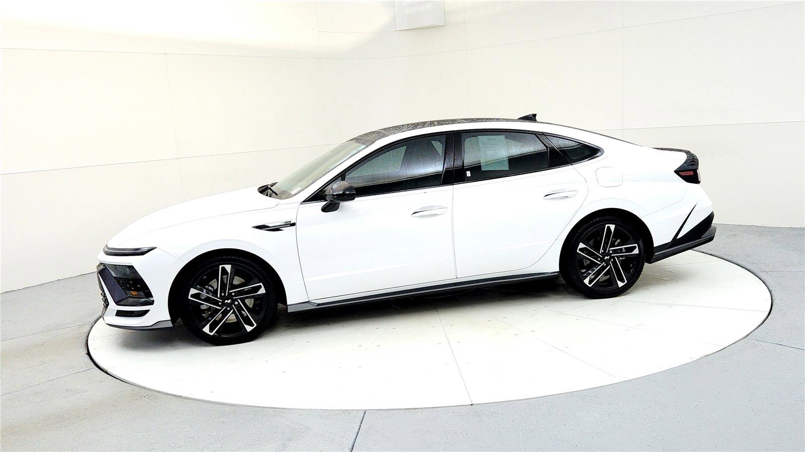 Used 2025 Hyundai Sonata N Line image 3