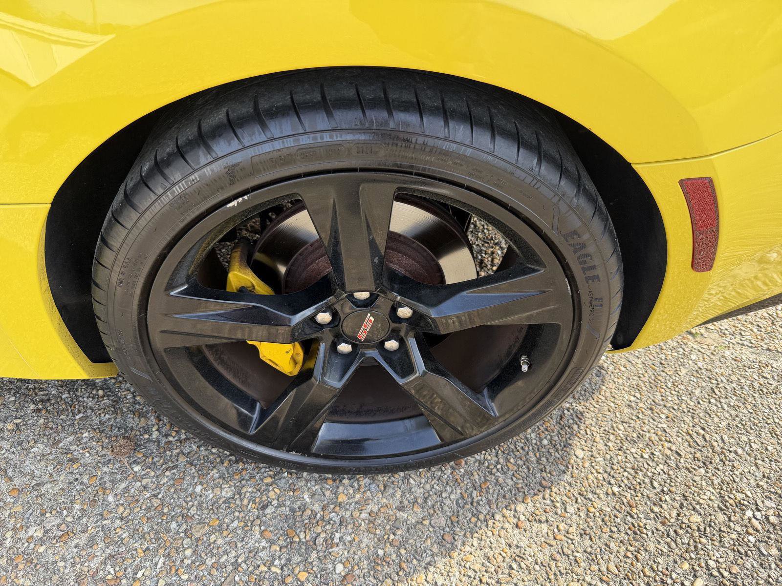 Used 2016 Chevrolet Camaro SS image 17