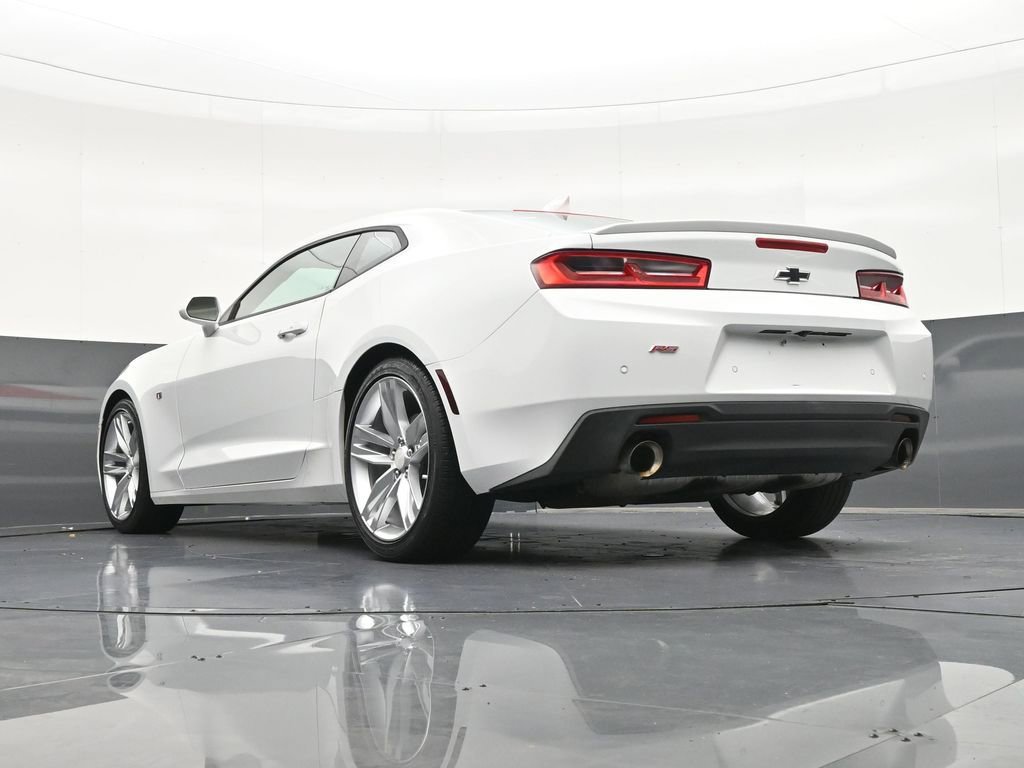 Used 2016 Chevrolet Camaro LT RWD image 25