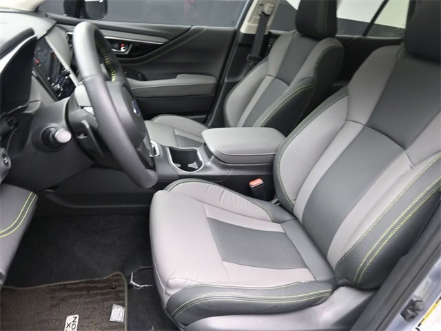 Used 2025 Subaru Outback Onyx Edition w/ Popular Package #2 image 19