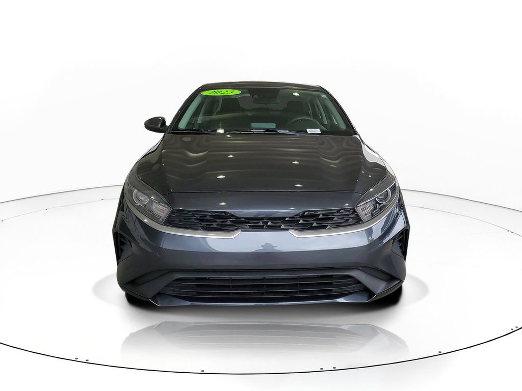 Used 2023 Kia Forte LXS FWD image 2