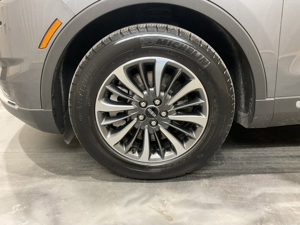 Used 2022 Lincoln Nautilus Reserve w/ Cargo Utility Package image 6