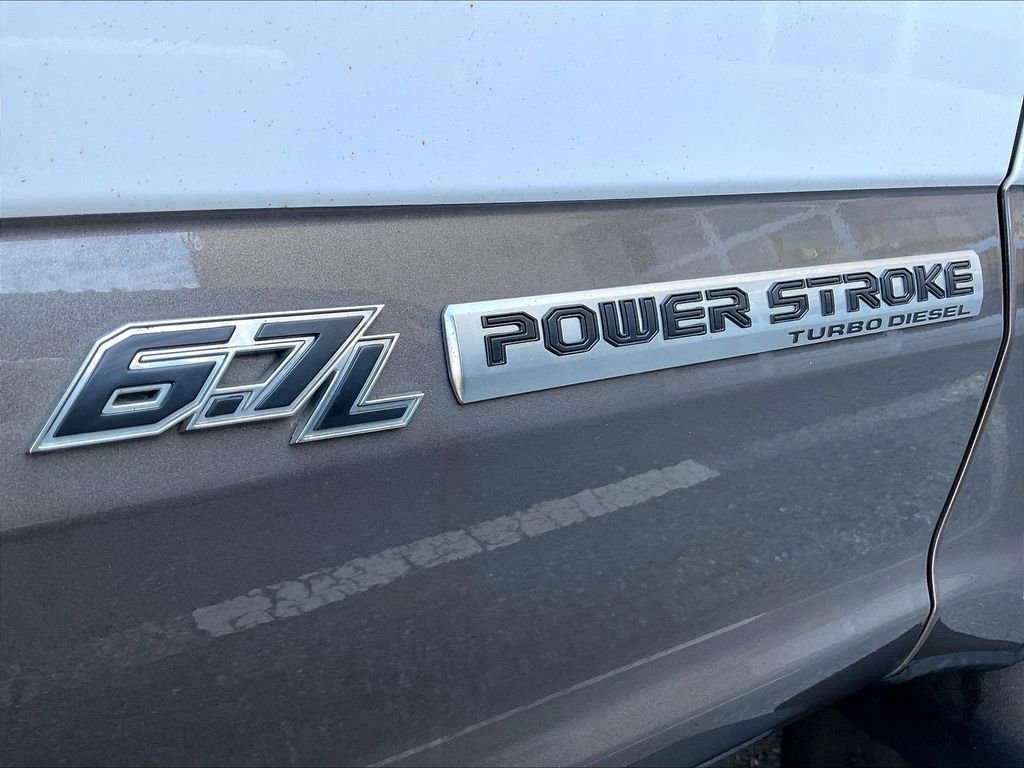 Used 2017 Ford F350 Lariat w/ Lariat Ultimate Package AWD/4WD image 28