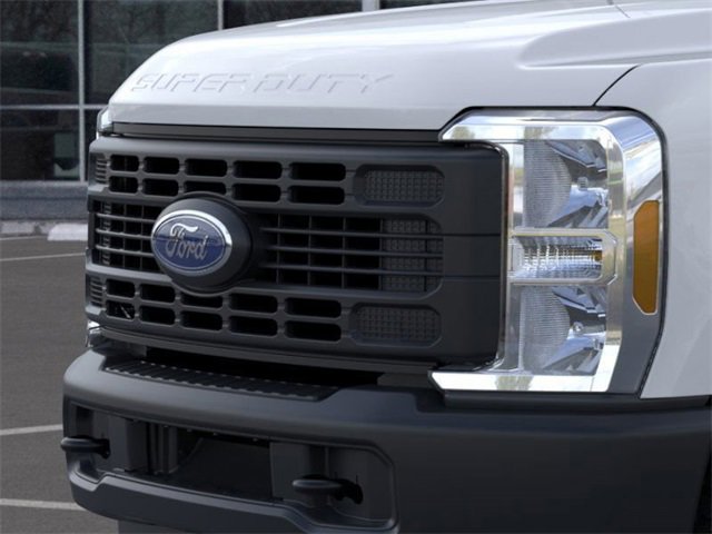 New 2025 Ford F250 XL w/ XL Off-Road Package image 17