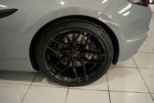 Used 2025 Chevrolet Corvette Z06 image 12