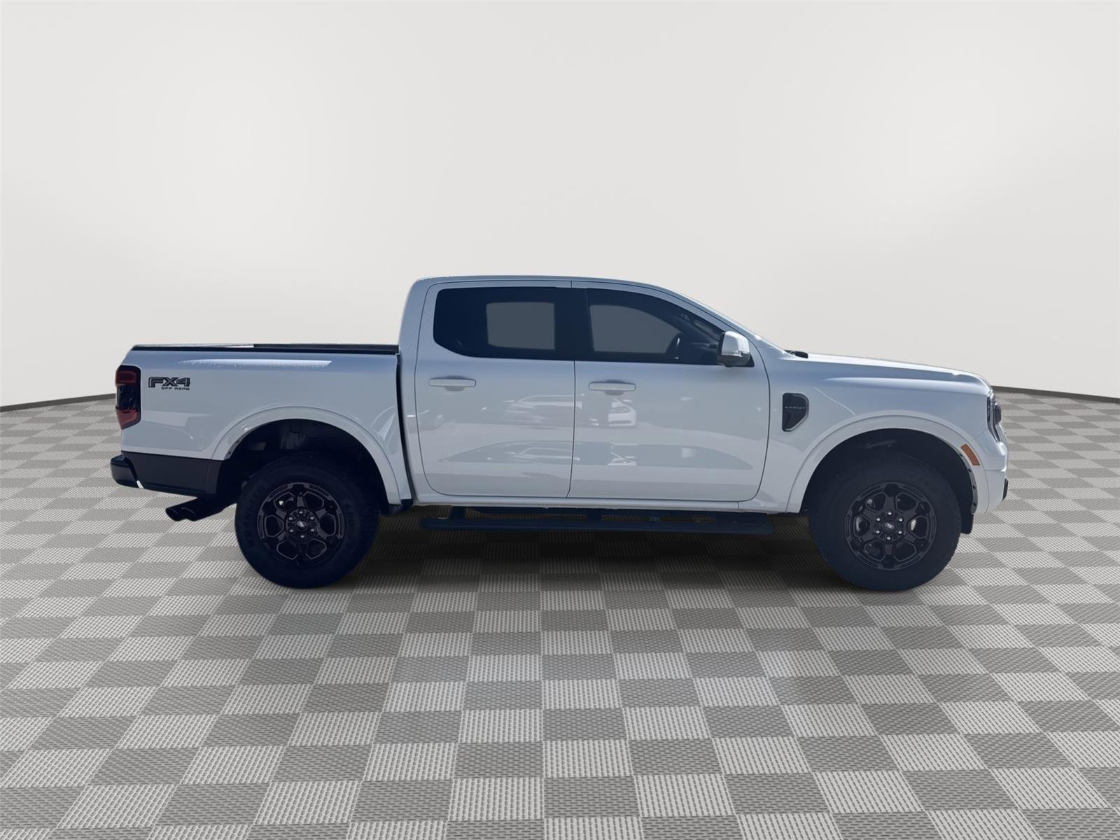 Used 2025 Ford Ranger Lariat w/ FX4 Off-Road Package AWD/4WD image 10