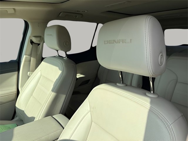 Used 2021 GMC Acadia Denali image 8