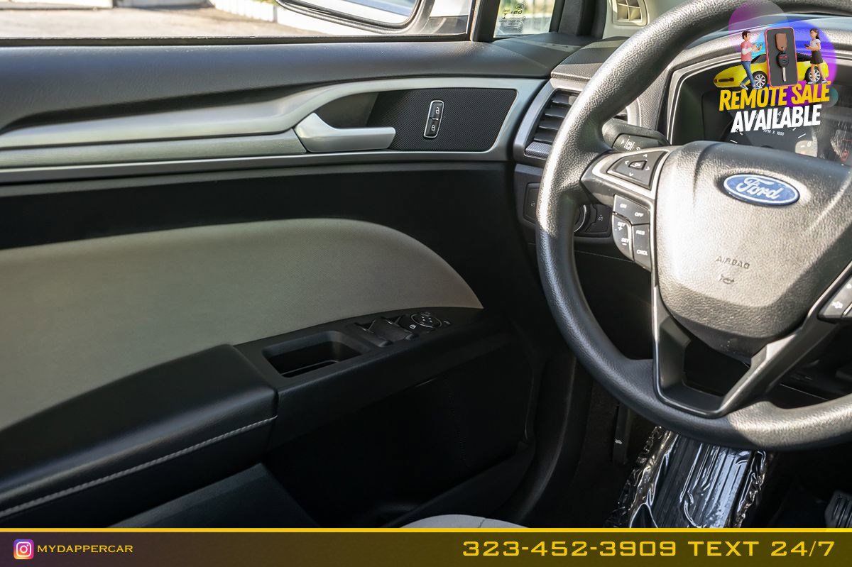 Used 2020 Ford Fusion S image 17