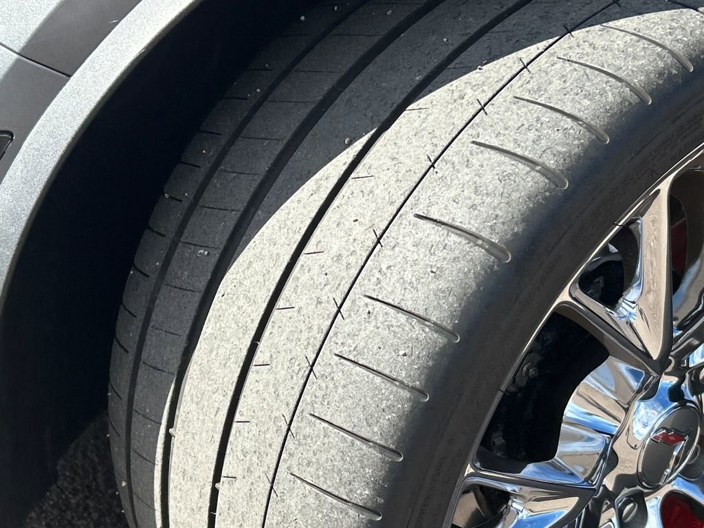 Used 2016 Chevrolet Corvette Z06 w/ 3LZ Preferred Equipment Group image 25