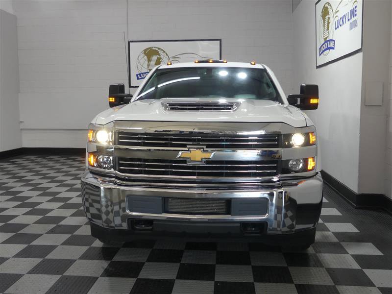 Used 2019 Chevrolet Silverado 3500 W/T w/ WT Convenience Package image 2