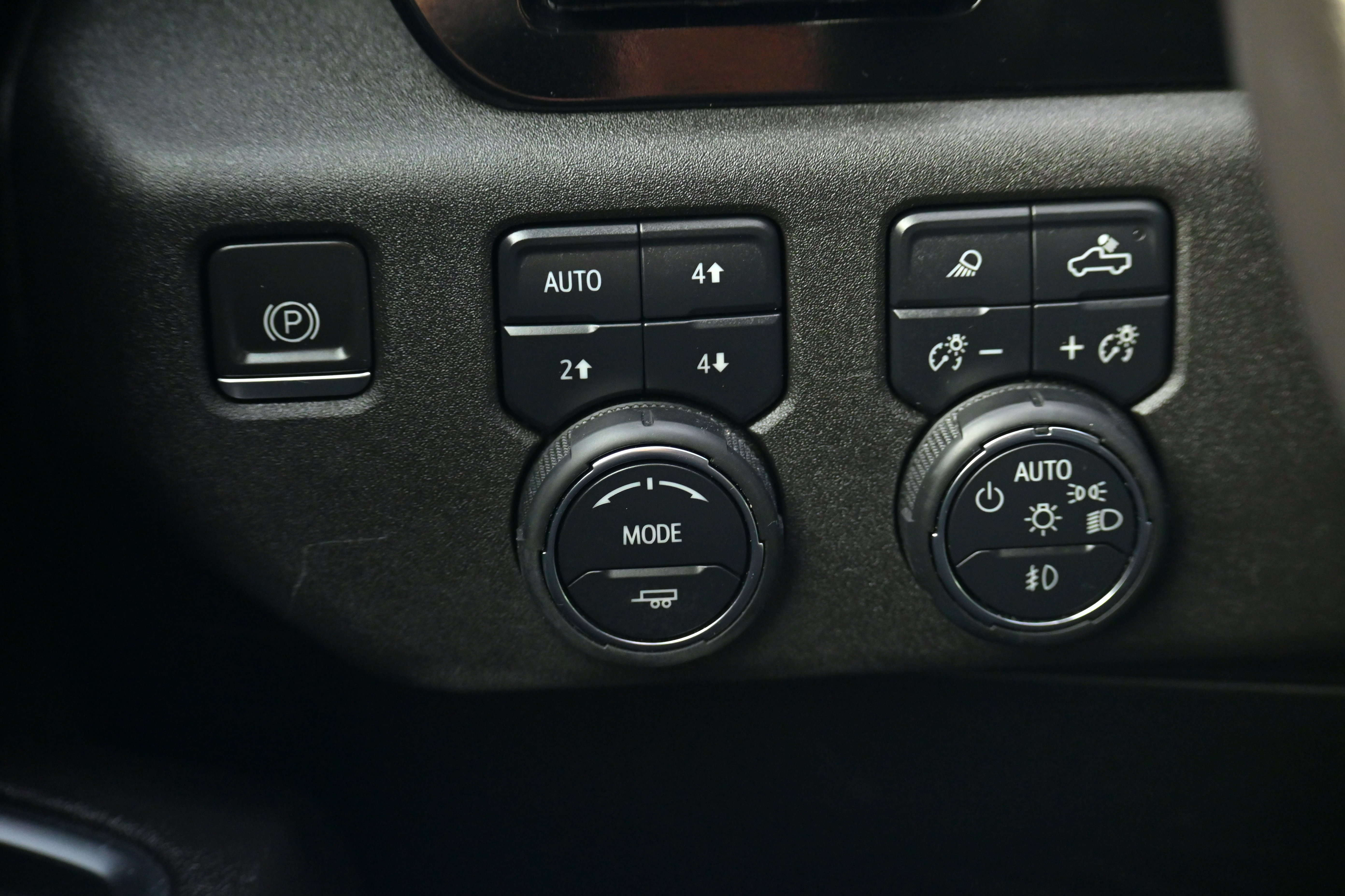 Used 2023 Chevrolet Silverado 1500 High Country w/ Technology Package image 25