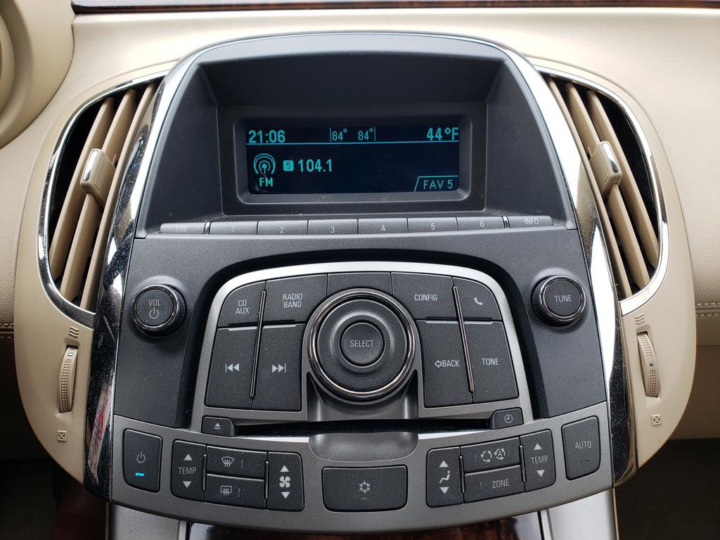 Used 2010 Buick LaCrosse CX FWD image 14