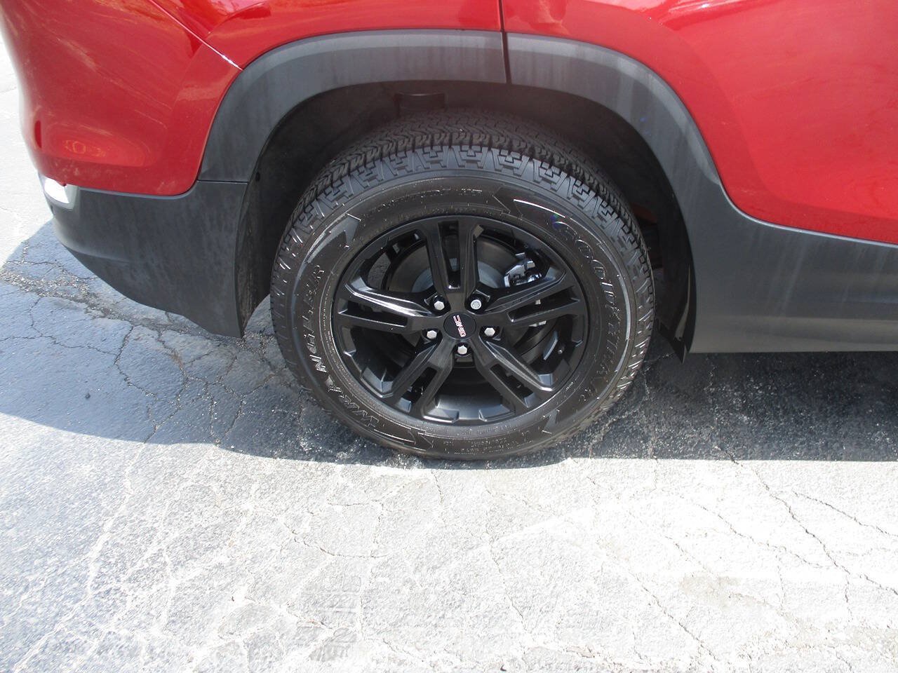 Used 2023 GMC Terrain AT4 w/ Infotainment Package II AWD/4WD image 15