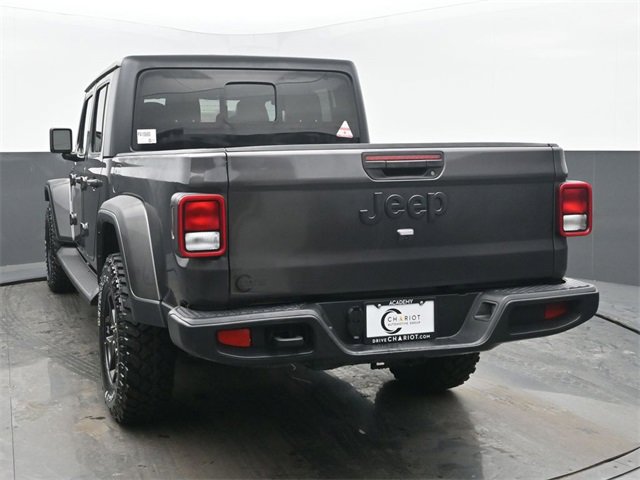 Used 2021 Jeep Gladiator Willys image 4