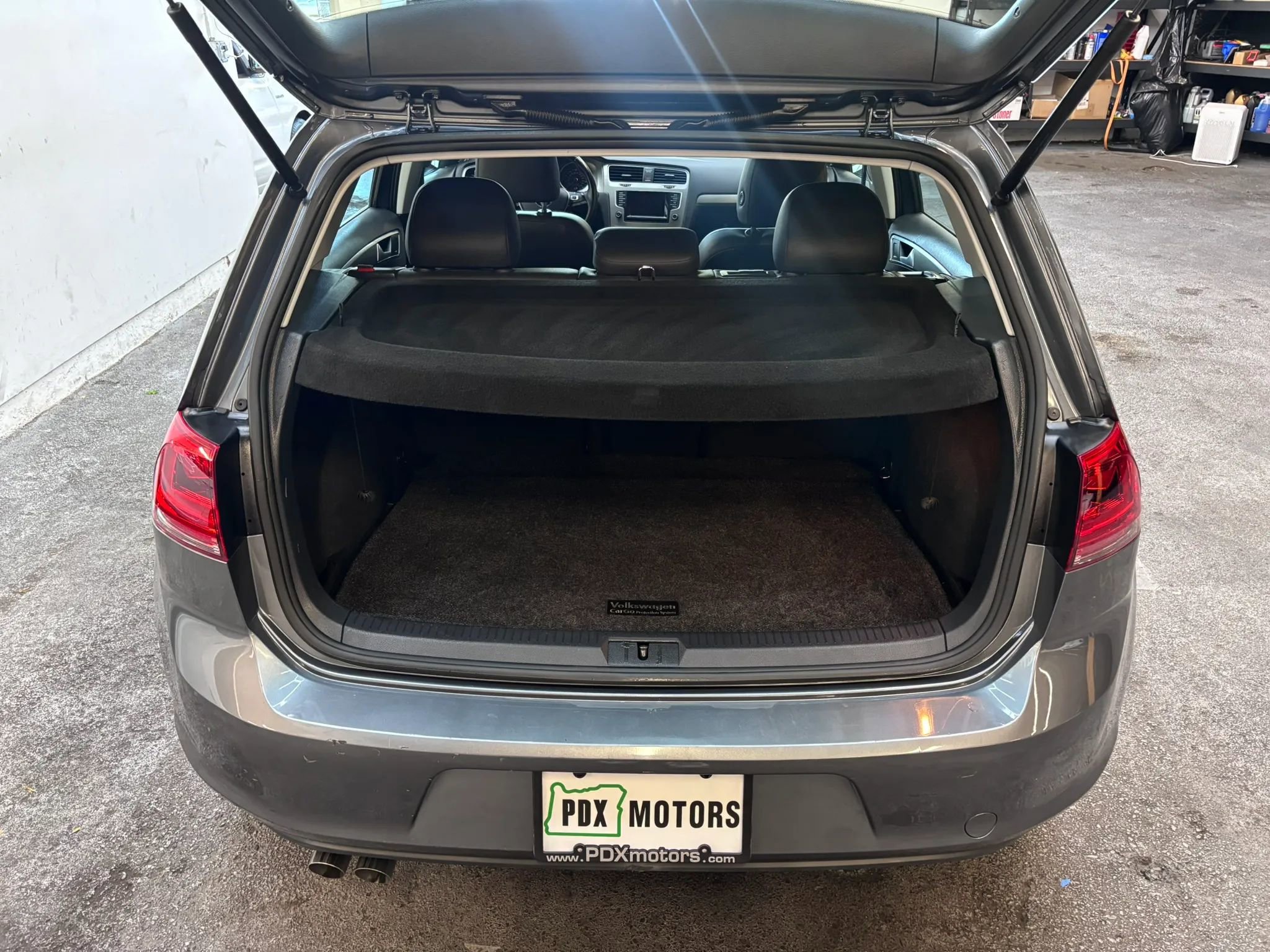 Used 2015 Volkswagen Golf TDI S FWD image 23