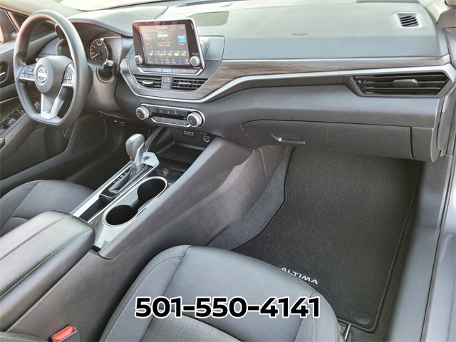 Used 2024 Nissan Altima 2.5 SV image 15