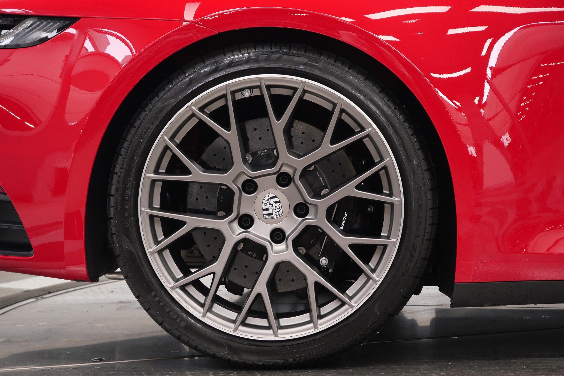 Used 2024 Porsche 911 Carrera S RWD image 43