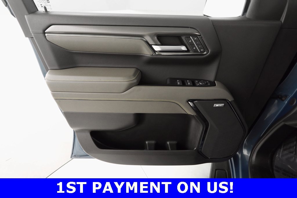 Used 2024 Chevrolet Silverado 1500 ZR2 w/ Technology Package image 18