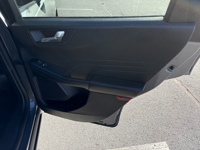 Used 2022 Ford Escape SEL AWD/4WD image 16
