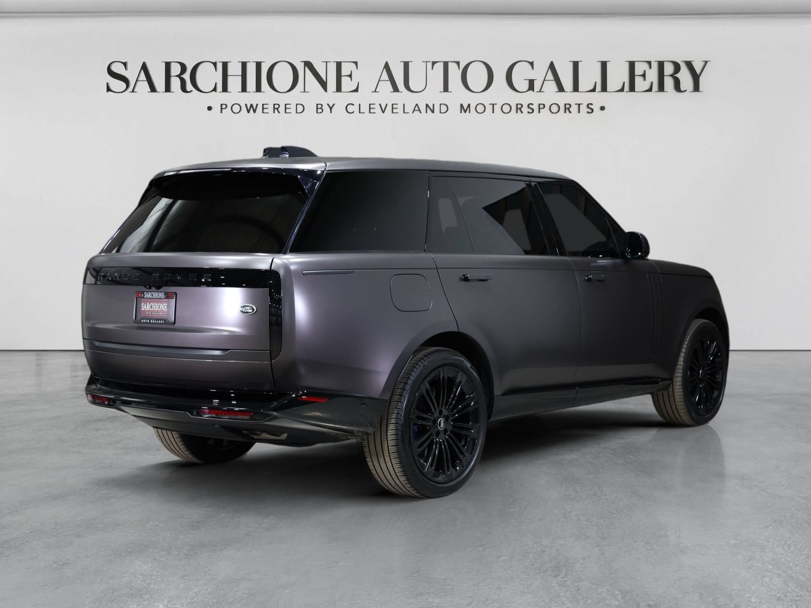 Used 2023 Land Rover Range Rover Long Wheelbase Autobiography AWD/4WD image 2