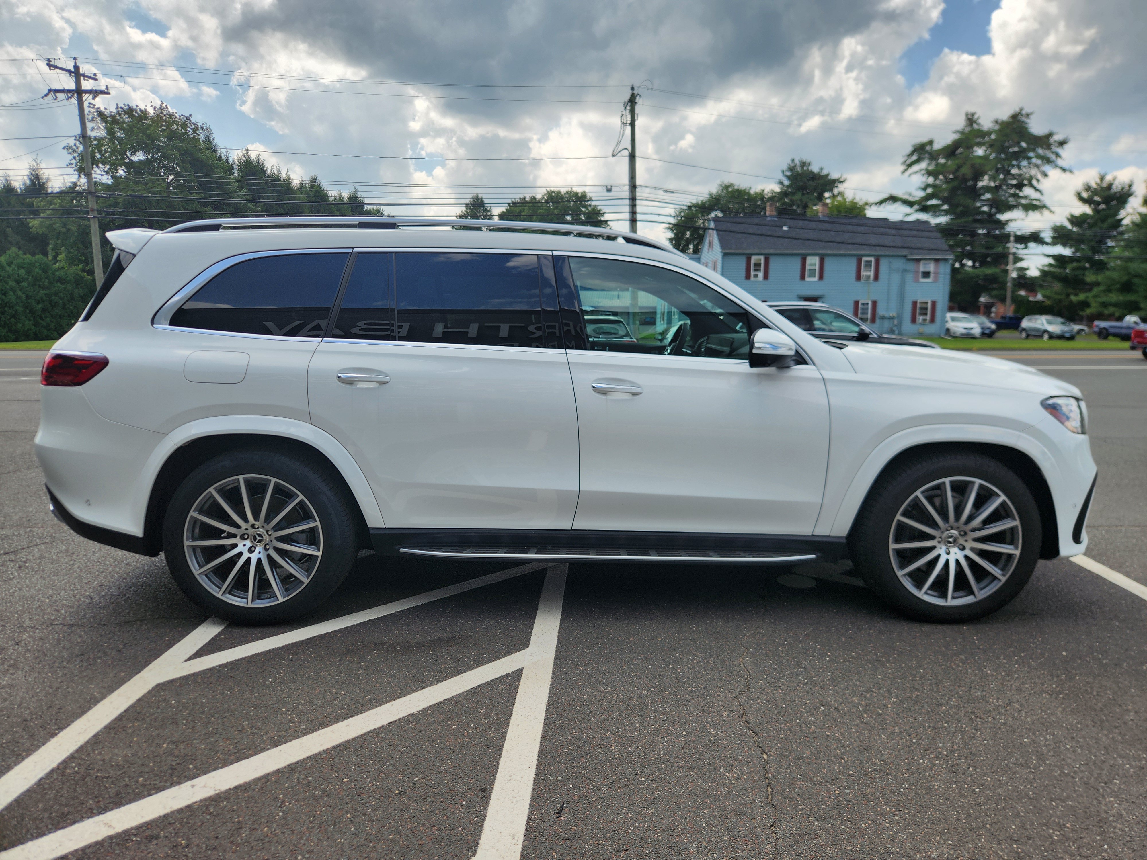 Used 2024 Mercedes-Benz GLS 450 4MATIC w/ AMG Line Exterior image 12