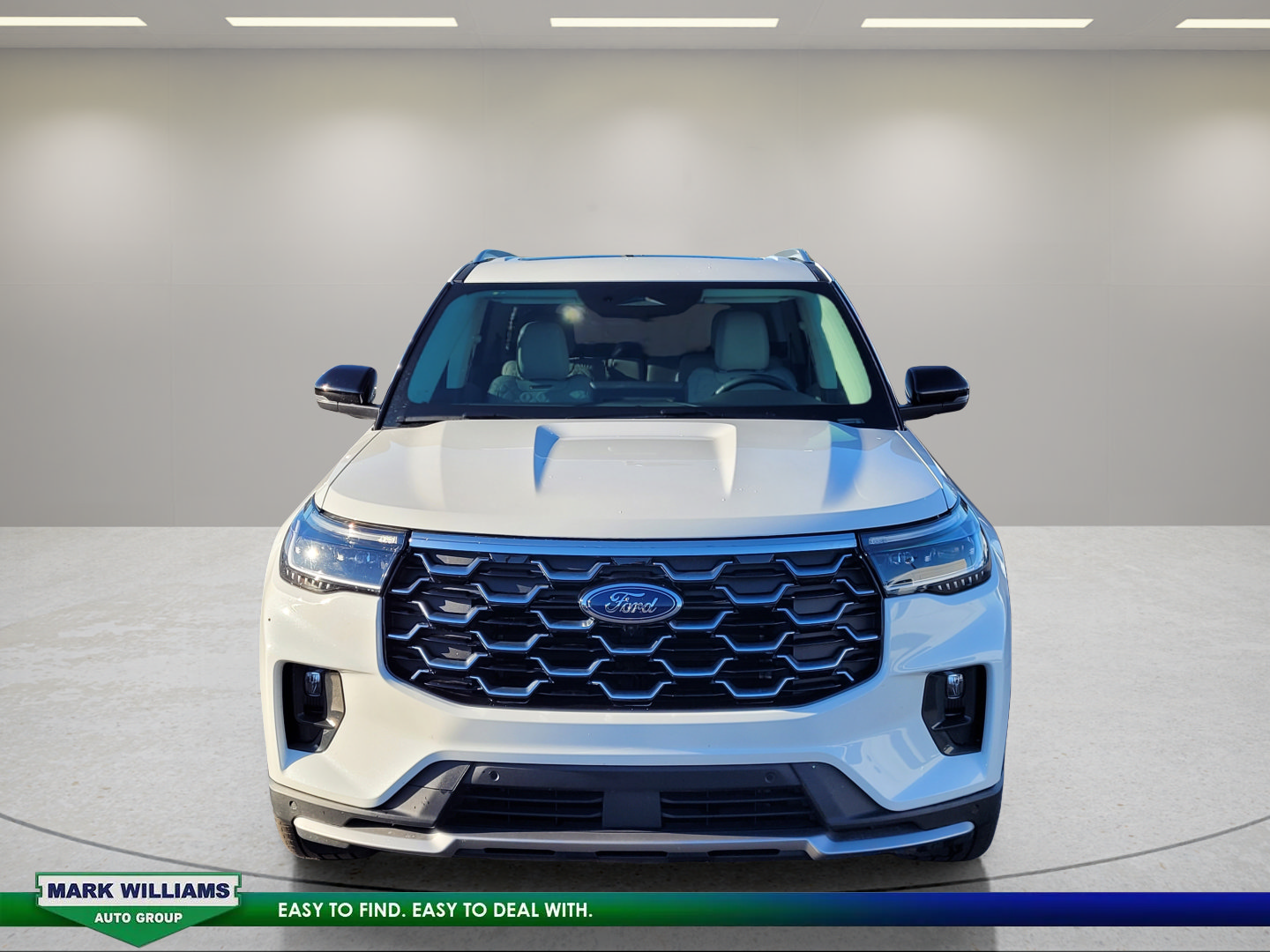 Used 2025 Ford Explorer Platinum w/ Ultimate Package AWD/4WD image 9