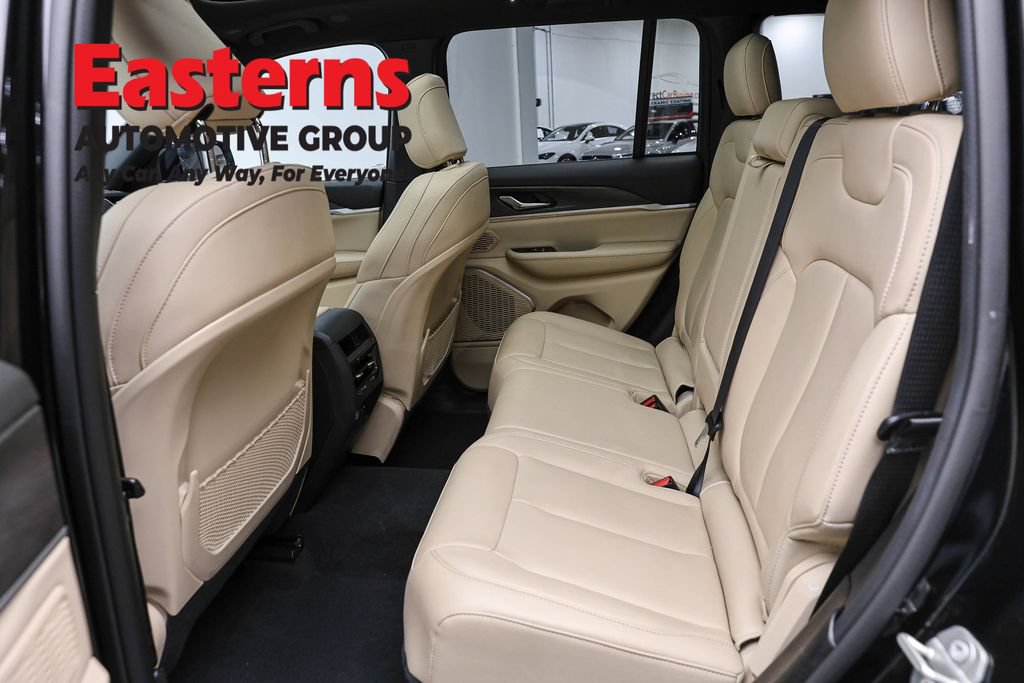 Used 2024 Jeep Grand Cherokee Limited 4xe AWD/4WD image 24
