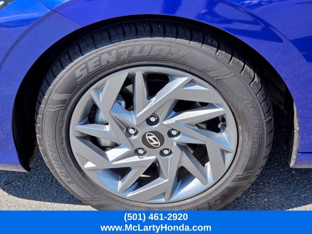 Used 2024 Hyundai Elantra SEL FWD image 19