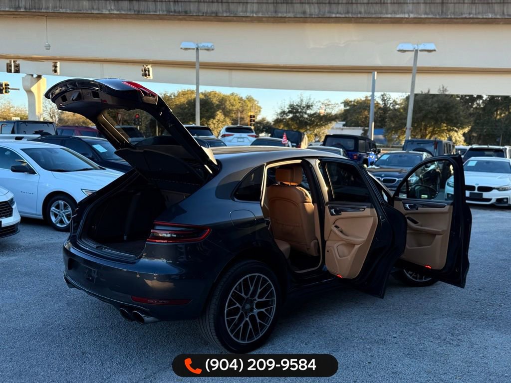 Used 2018 Porsche Macan S image 28