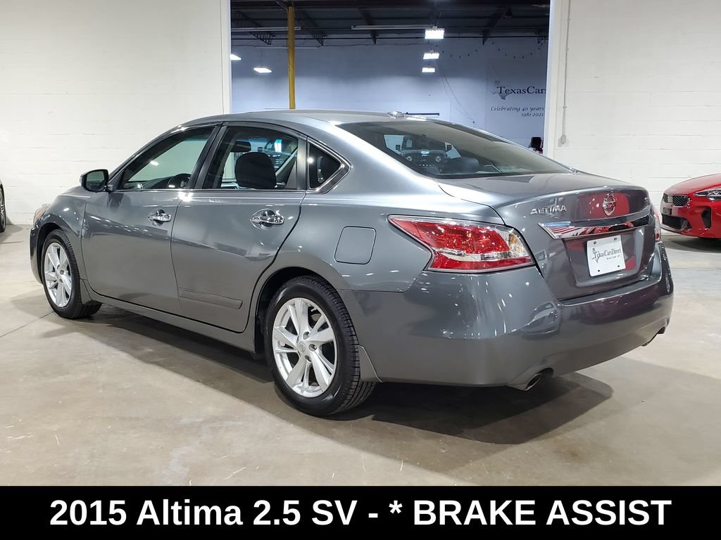 Used 2015 Nissan Altima 2.5 SV w/ Convenience Package FWD image 11