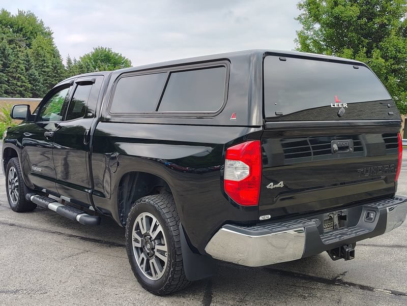 Used 2018 Toyota Tundra SR5 AWD/4WD image 9