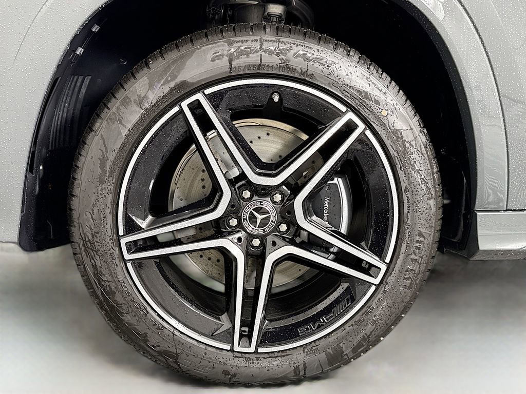 Used 2026 Mercedes-Benz GLS 450 4MATIC image 34