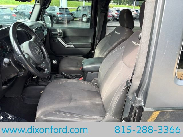 Used 2017 Jeep Wrangler Rubicon w/ Dual Top Group AWD/4WD image 10