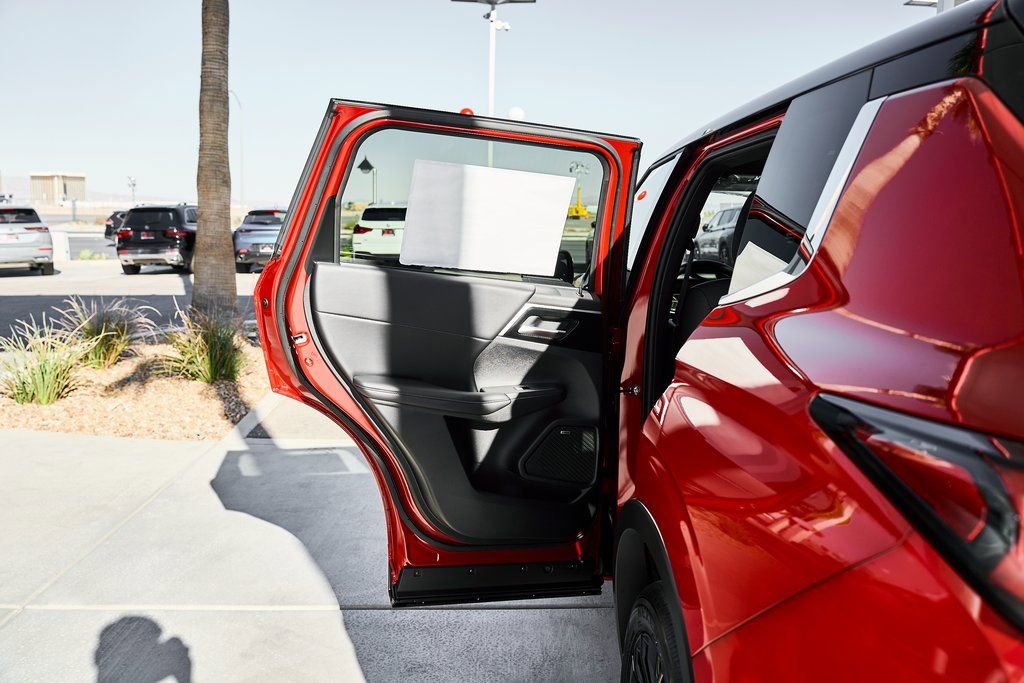 New 2026 Mitsubishi Outlander Ralliart image 15