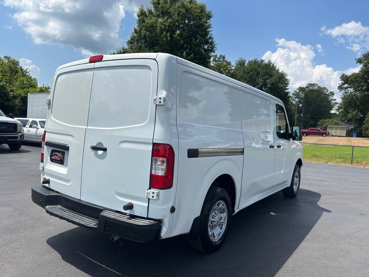 Used 2020 Nissan NV 2500 SV RWD image 8