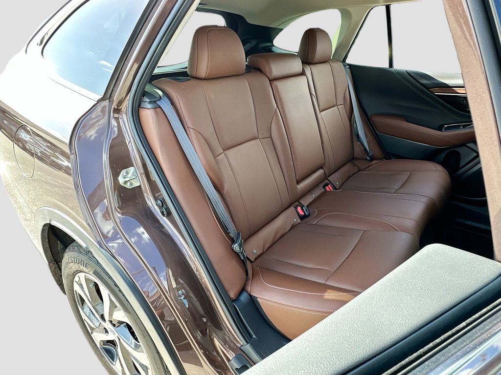 Used 2021 Subaru Outback Touring w/ Popular Package #2 image 29