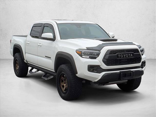 Used 2023 Toyota Tacoma TRD Pro AWD/4WD image 3
