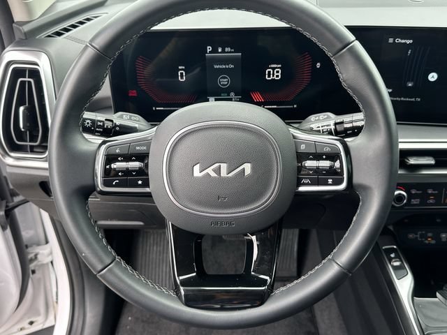 Used 2025 Kia Sorento EX w/ Panoramic Sunroof Package FWD image 12