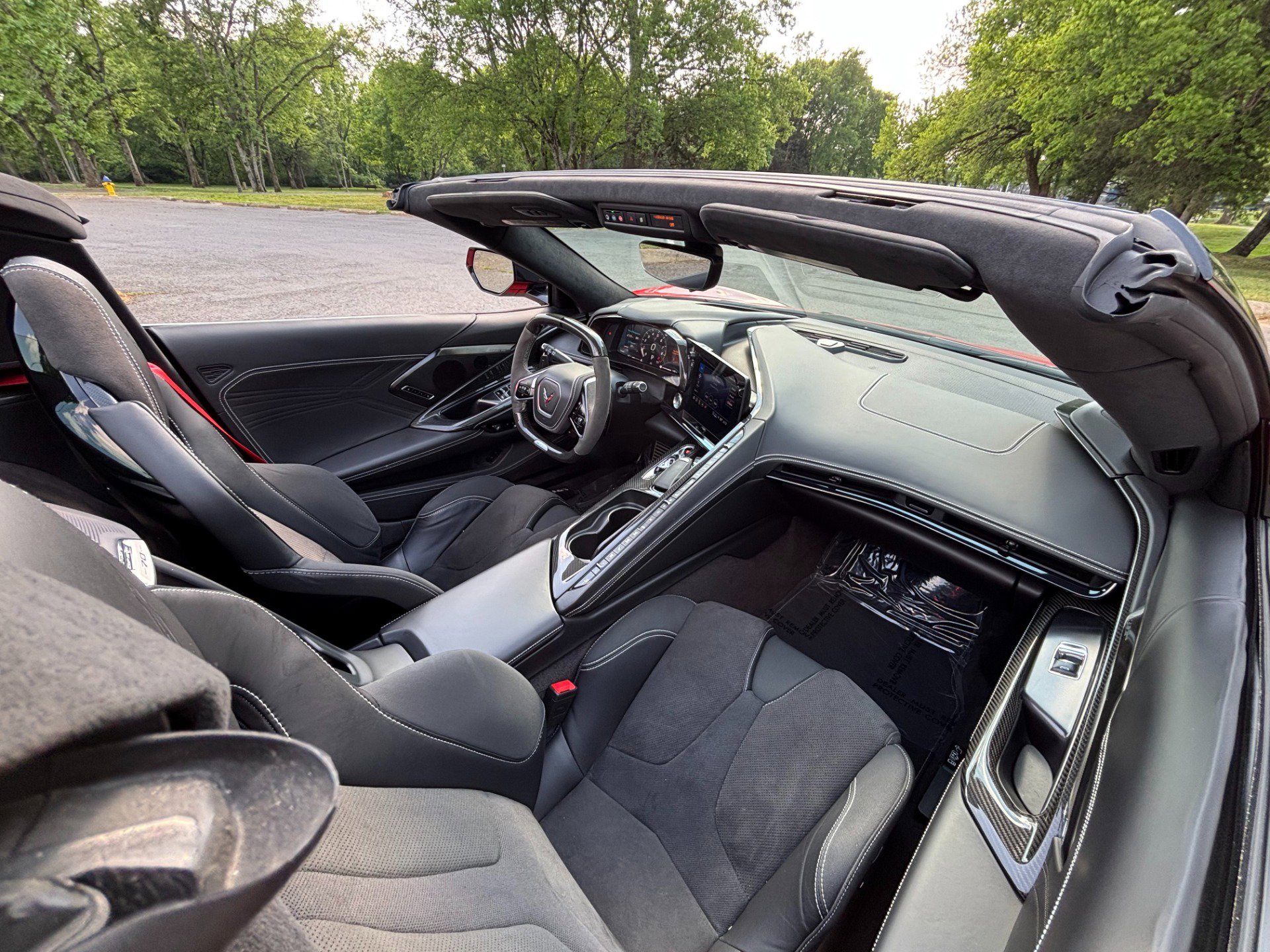 Used 2023 Chevrolet Corvette Z06 w/ Stealth Interior Trim Package RWD image 31