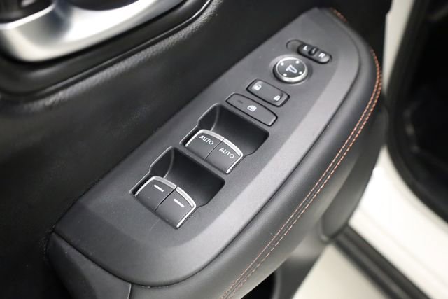 Used 2025 Honda HR-V Sport image 14