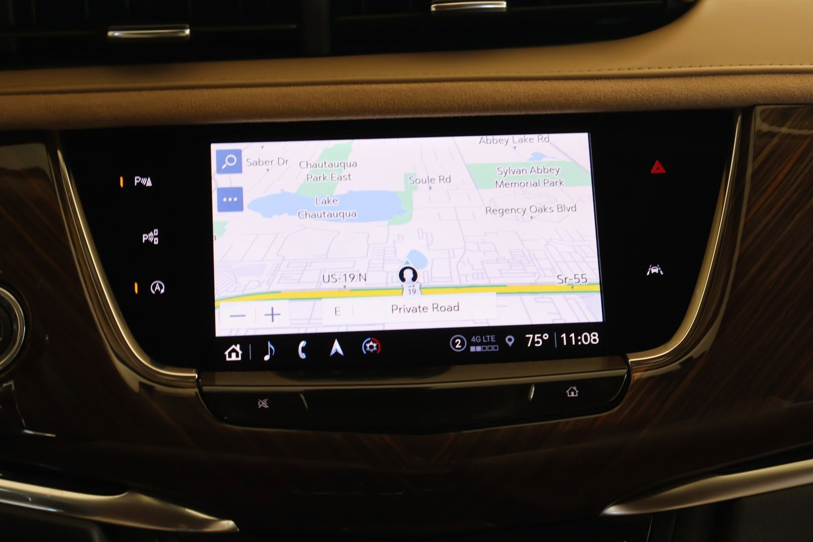 Used 2025 Cadillac XT6 Sport w/ Platinum Package AWD/4WD image 17