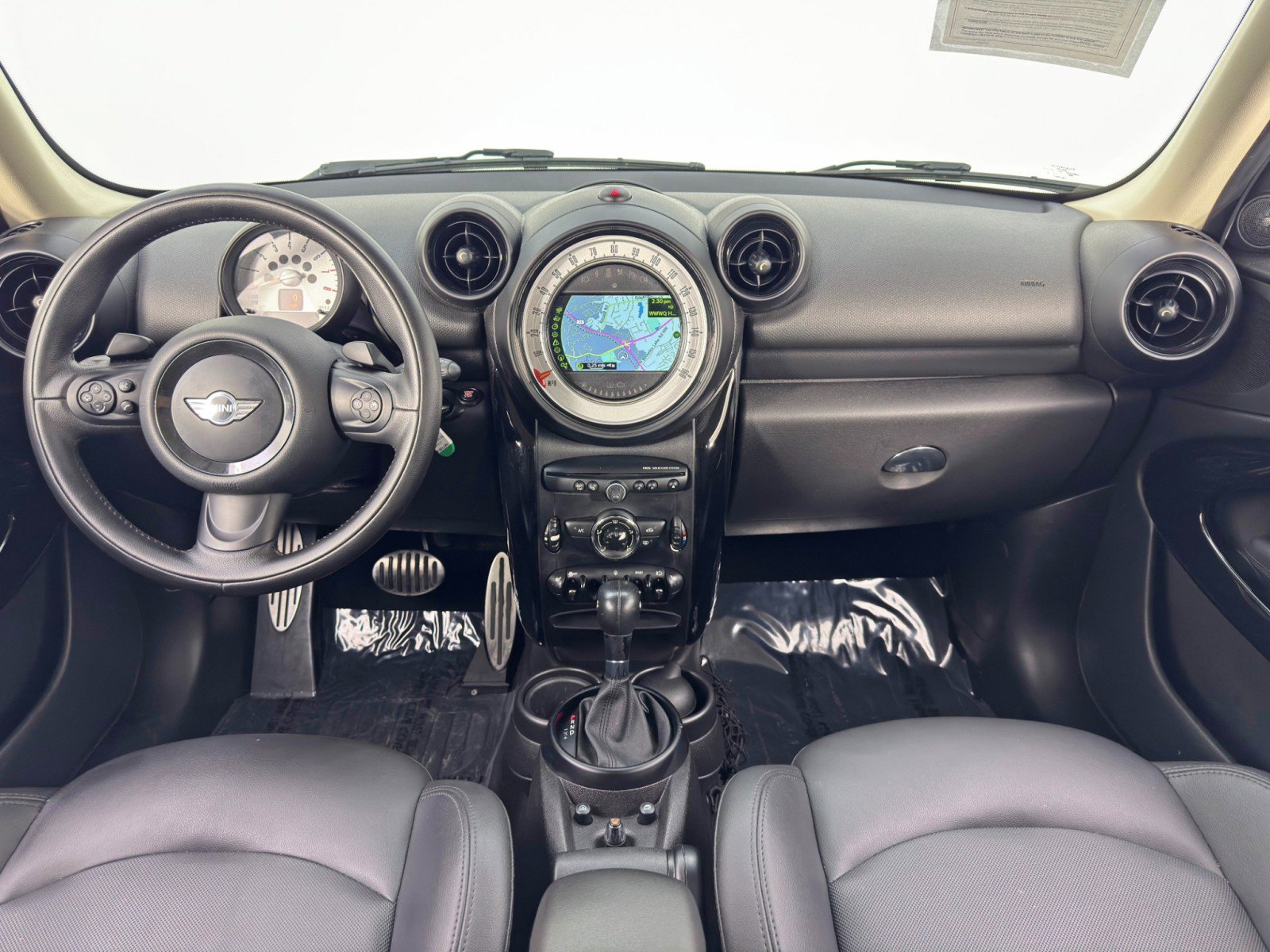 Used 2014 MINI Cooper Paceman S image 11
