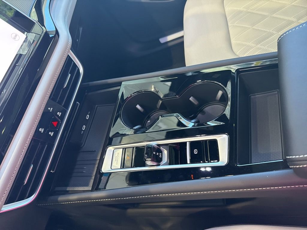 New 2026 Volkswagen Atlas Cross Sport SEL Premium R-Line image 19