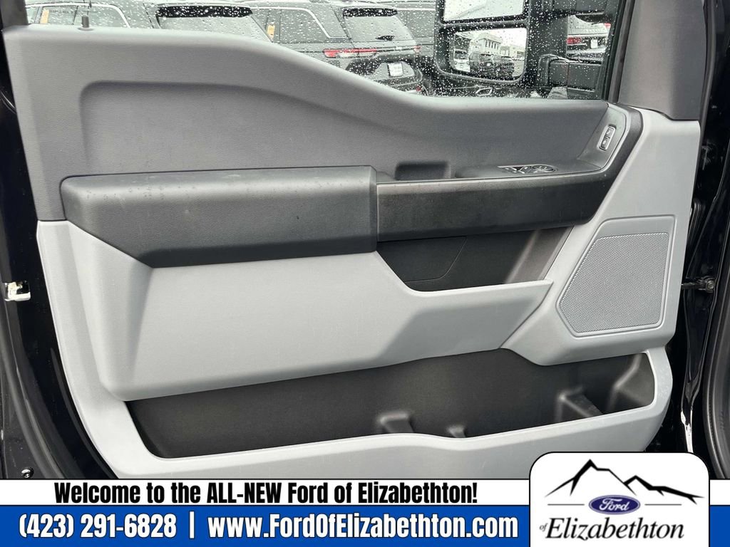 New 2026 Ford F350 4x4 Regular Cab Super Duty image 17