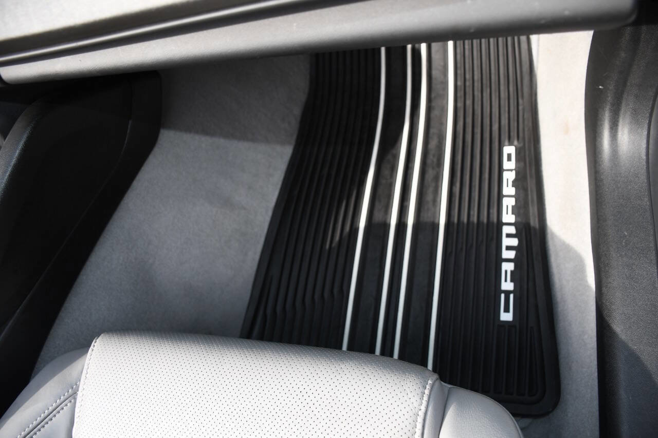 Used 2016 Chevrolet Camaro LT w/ RS Package image 33