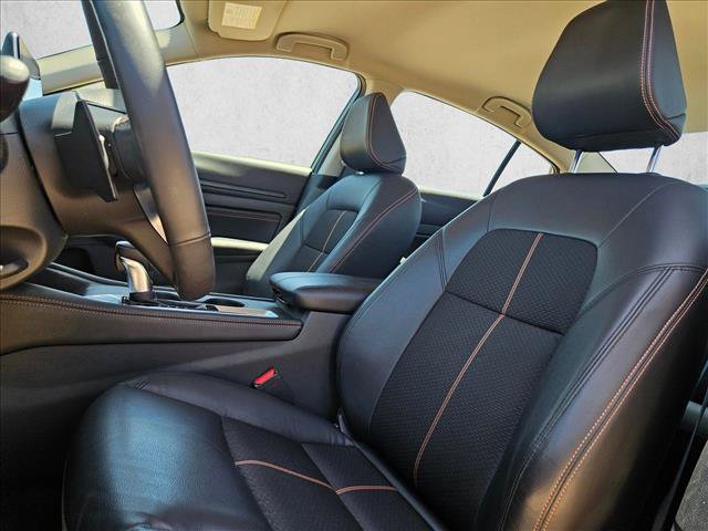 Used 2022 Nissan Altima 2.5 SR FWD image 14