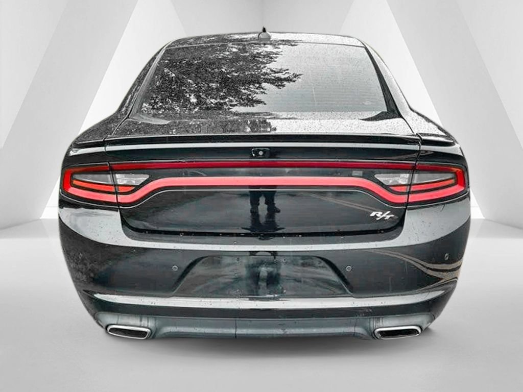 Used 2018 Dodge Charger R/T RWD image 6