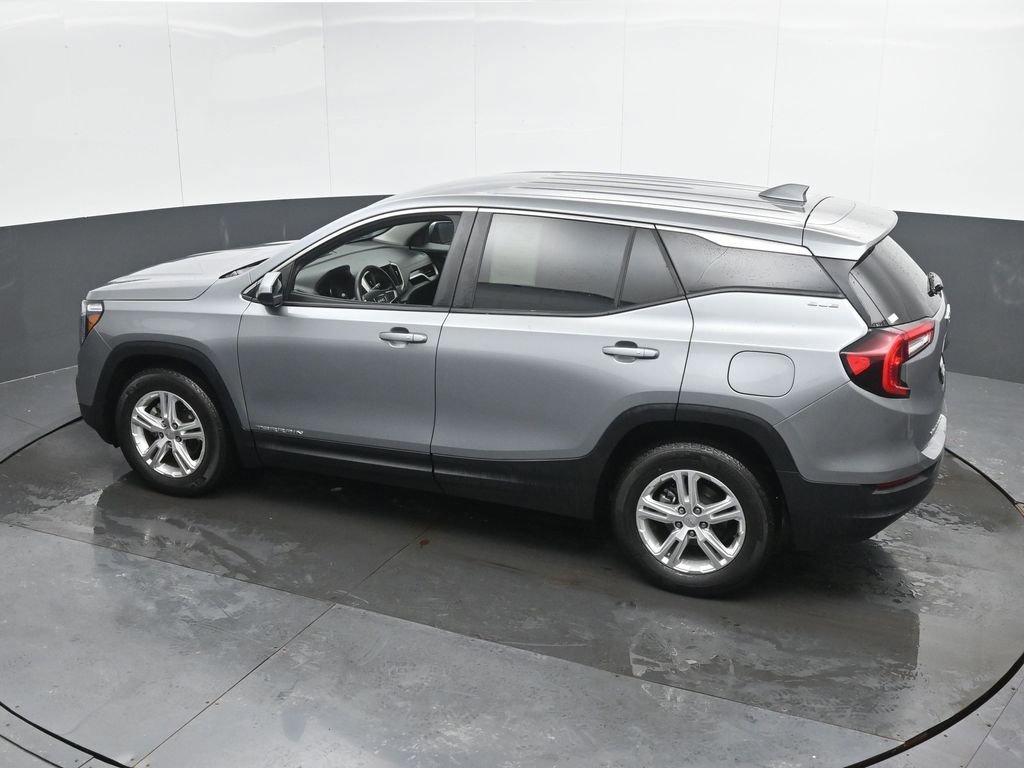Used 2024 GMC Terrain SLE image 42